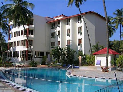 Dolphin Bay Hotel Goa Bagian luar foto